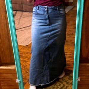 Long jean skirt-medium light denim